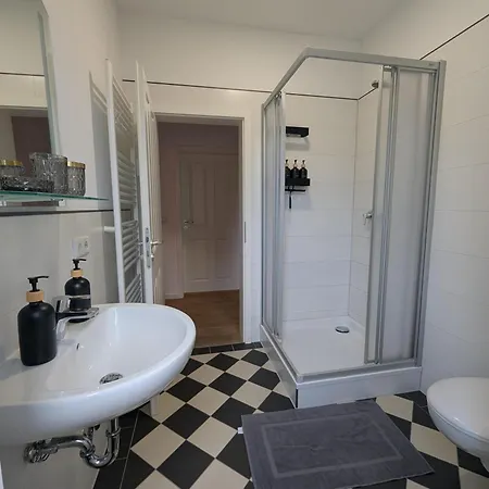 Apartamento Im Historischen Alten Pfarrhaus *